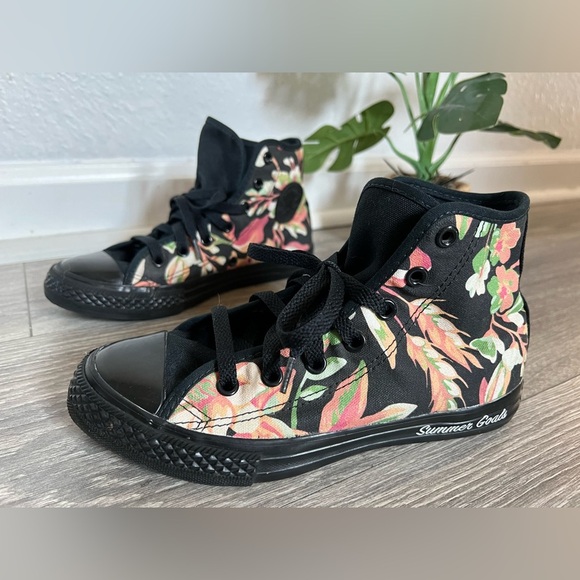 Converse custom all star tropical print “summer goals” high top chucks. Size 2 - Picture 1 of 7